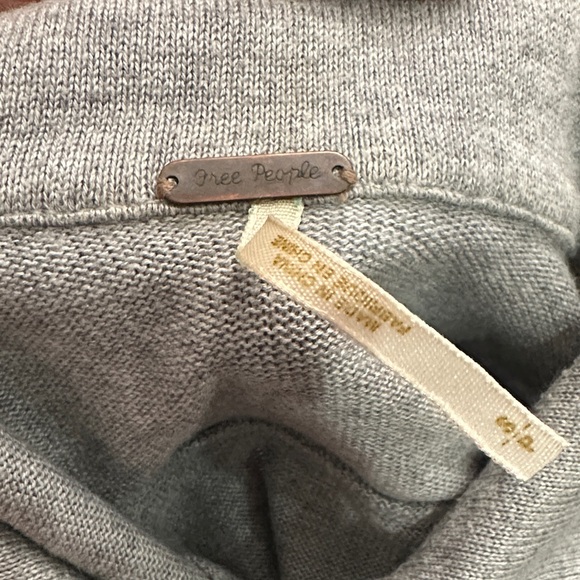 Free People Gray Button-Up Women's Dress - Picture 6 of 6